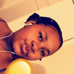 Meet your Posher, Daisha